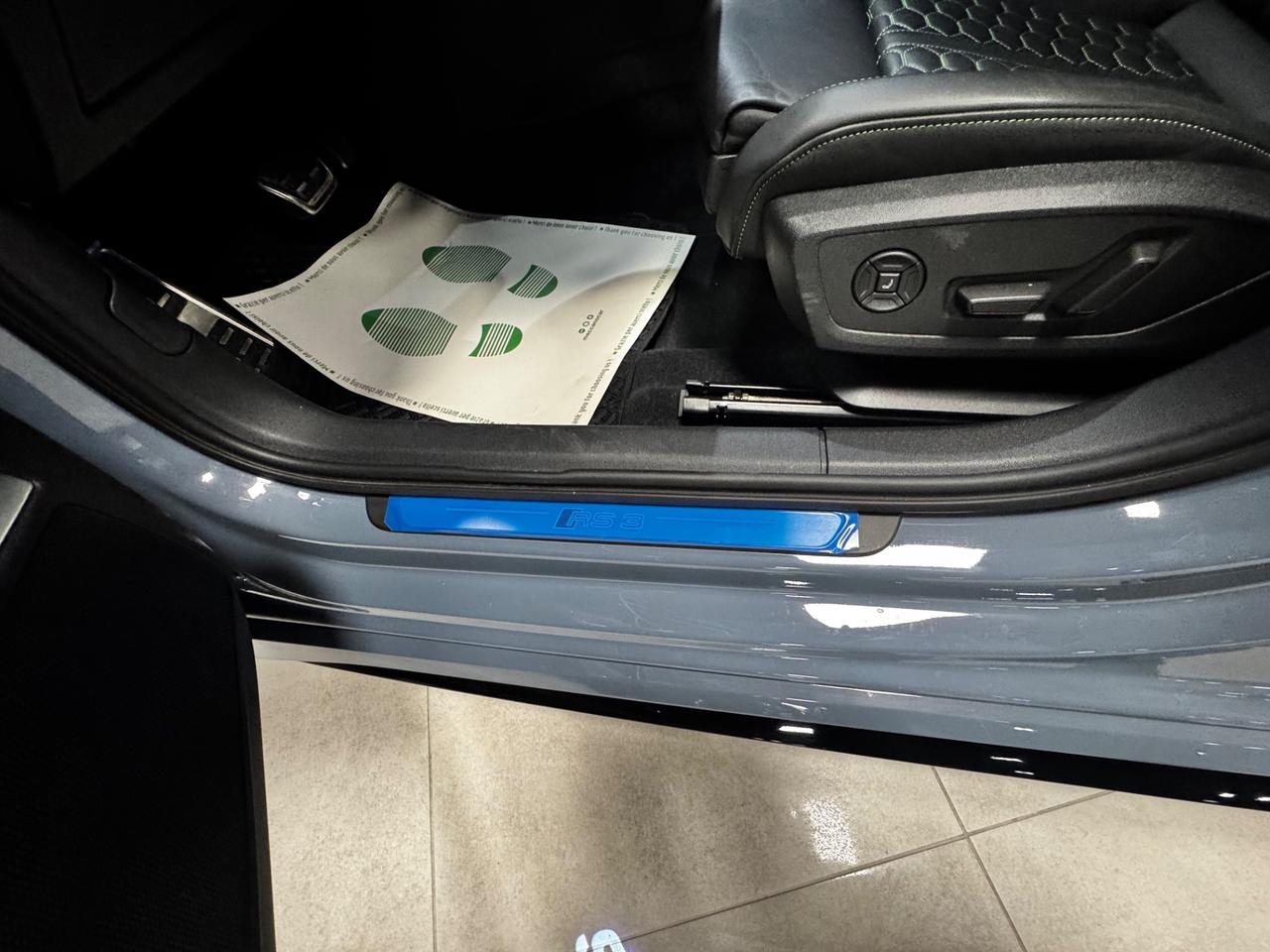 AUDI RS3 PERFORMANCE + CARBOCERAMICA