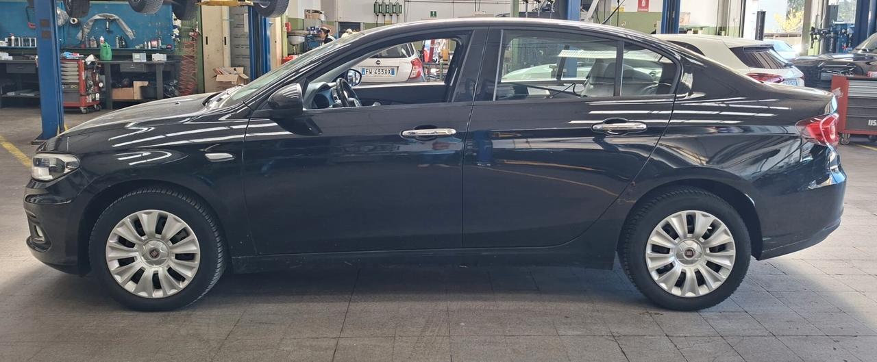 Fiat Tipo 1.4 4 porte Easy