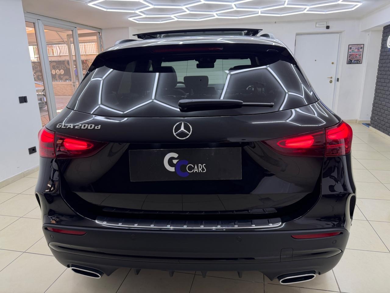 Mercedes GLA 200d AMG Premium KM0 ITALIANA UFFICIALE