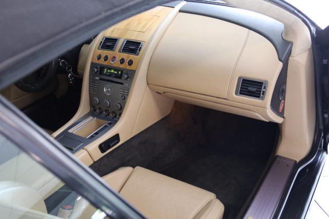 ASTON MARTIN DB9 Volante Touchtronic