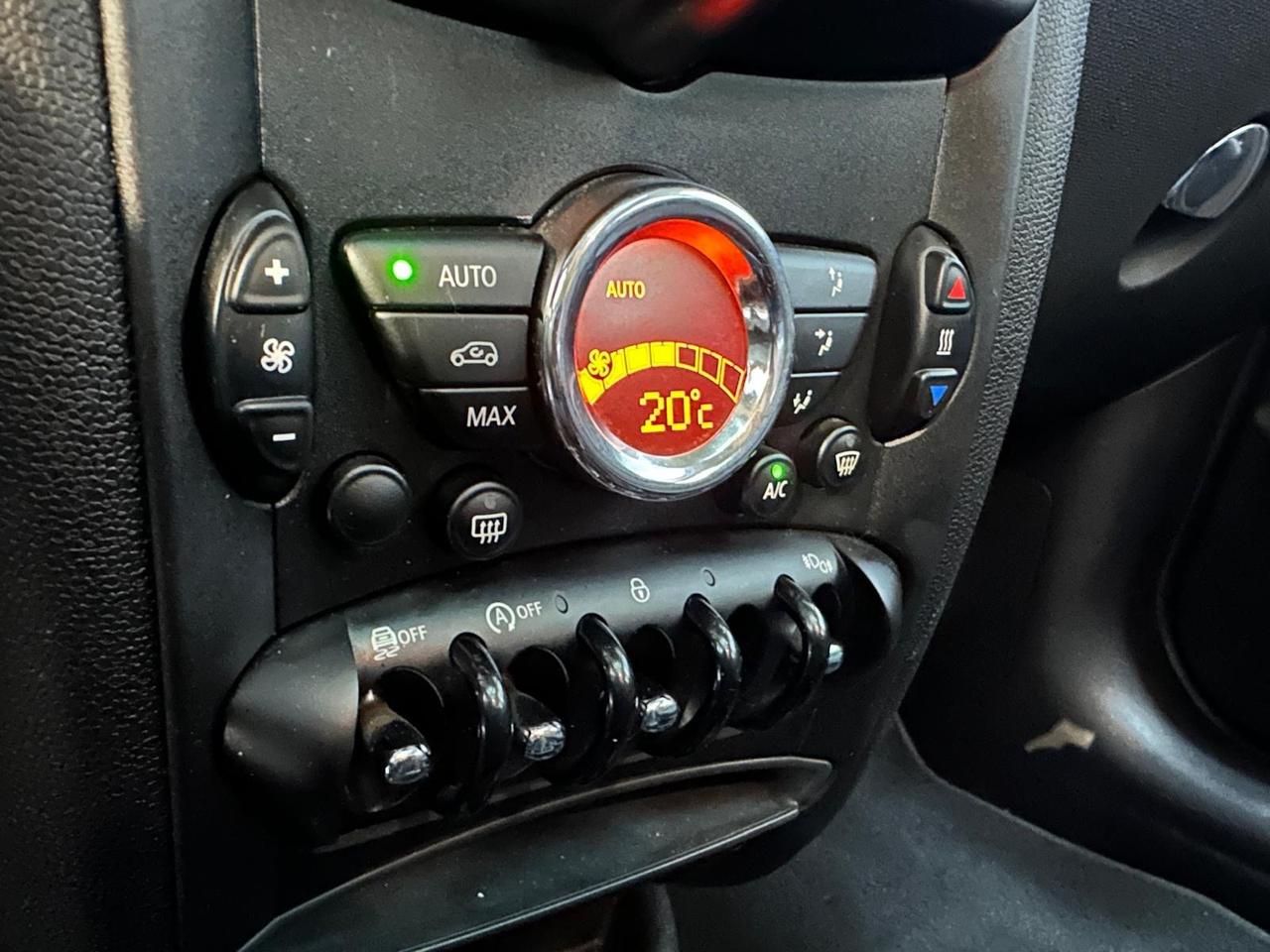 Mini Cooper D Countryman 2.0 Park Lane Plus Automatica