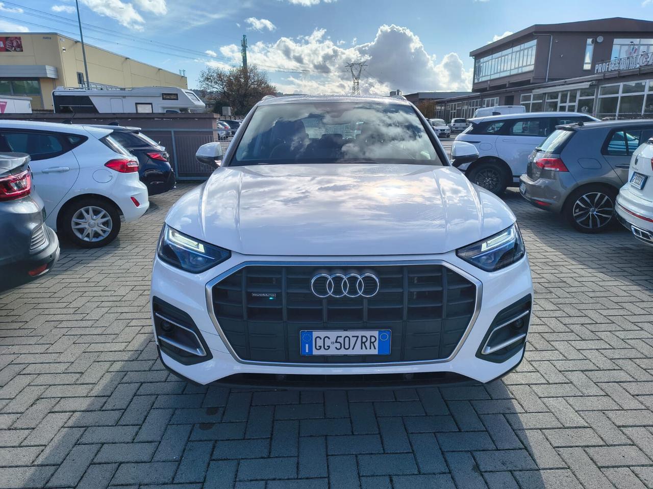 Audi Q5 50 TFSI e quattro S tronic Business