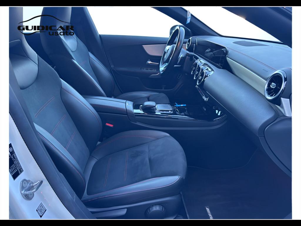 Mercedes-Benz CLA Coupe - C118 - CLA Coupe 200 d Premium auto