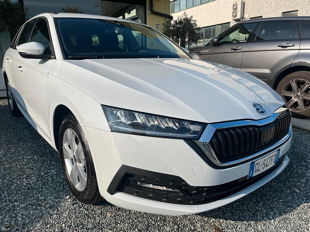 Skoda Octavia 2.0 TDI EVO SCR DSG Wagon Executive