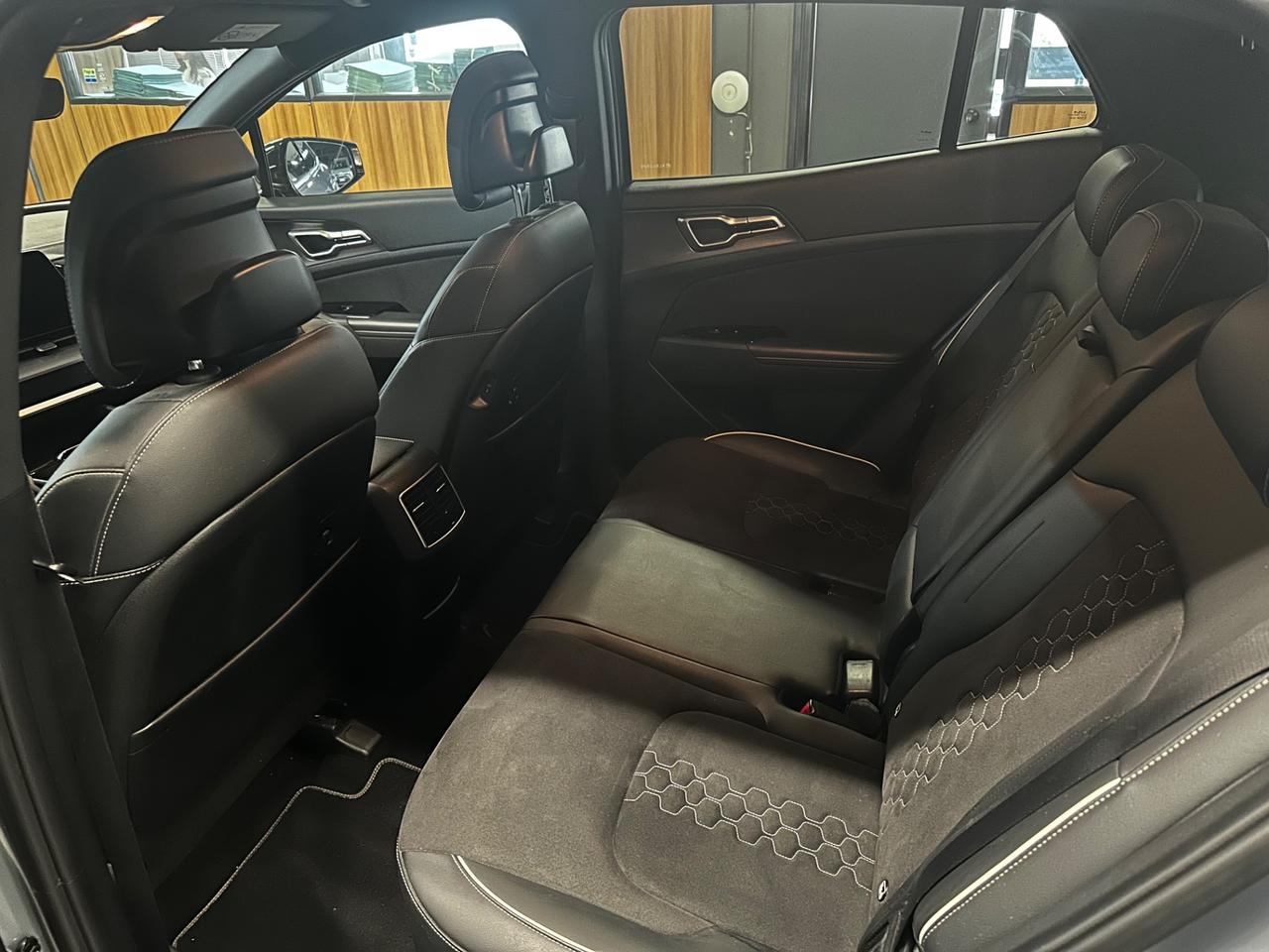 Kia Sportage 1.6 TGDi HEV AT GT-line