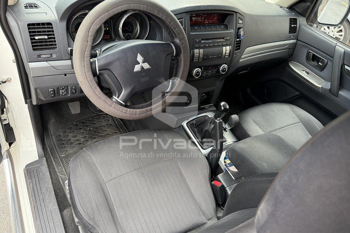 MITSUBISHI Pajero 3.2 DI-D 16V 3p. Invite DPF