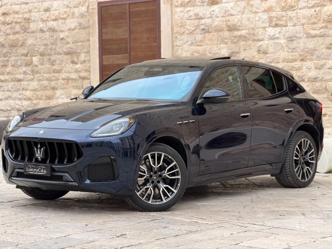 Maserati Grecale 2.0 MHEV 330 CV AWD MODENA TETTO LED