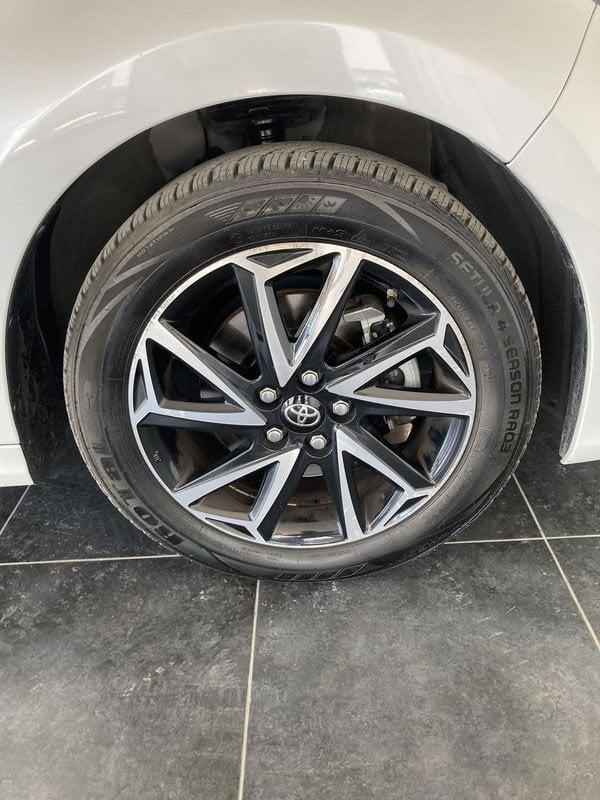 Toyota Yaris Hybrid Style MY21