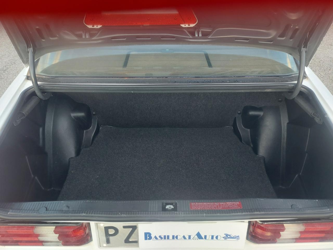 Mercedes-benz 190 2.0 E