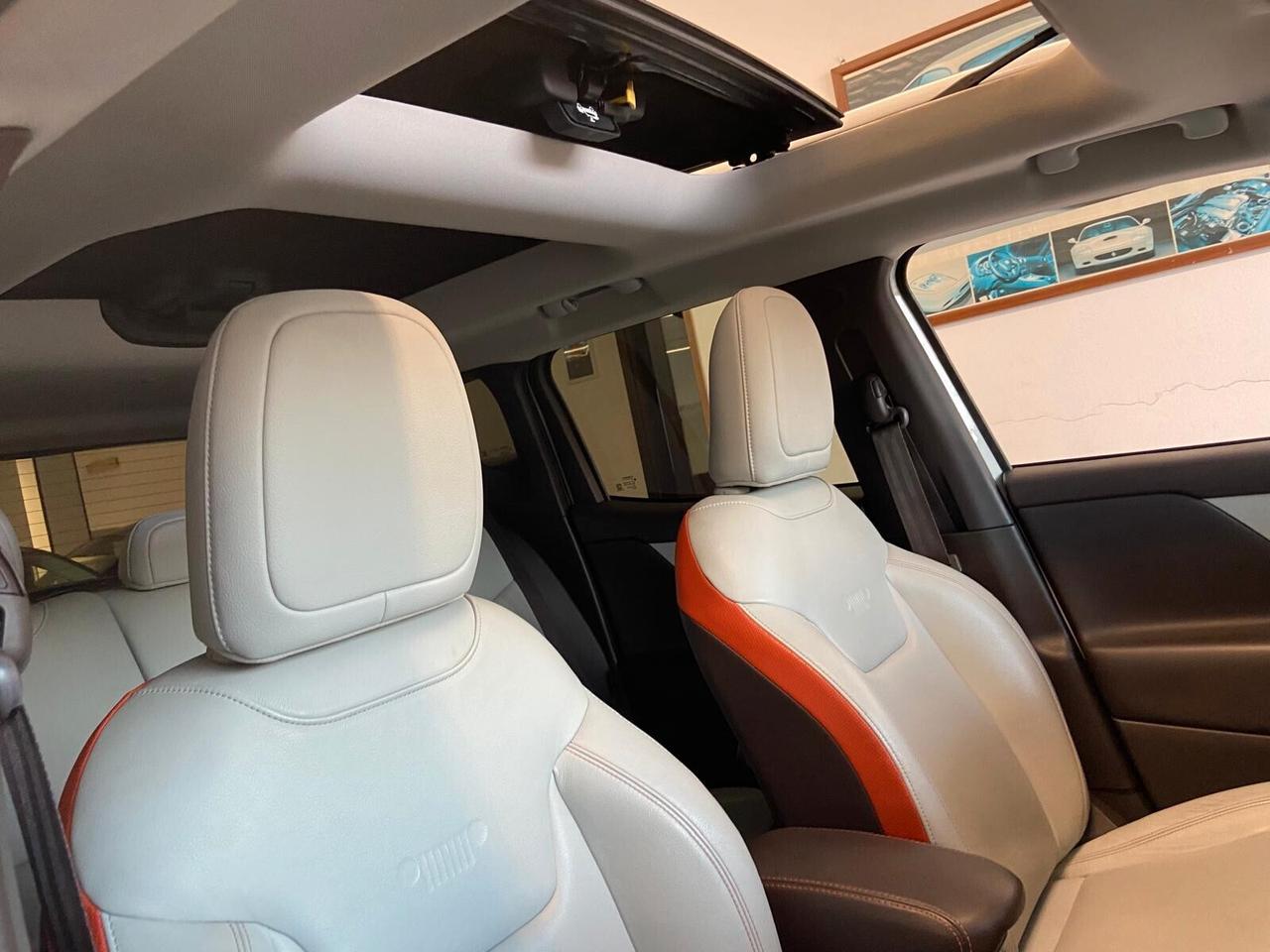 Jeep Renegade 1.6 Mjt DDCT 120 CV Limited