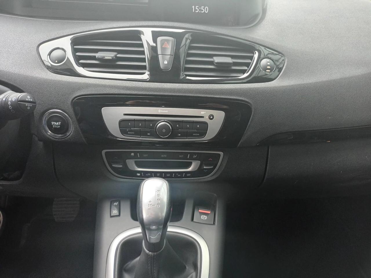 Renault SCENIC XMod 1.5 Energy dCi BOSE 110 CV