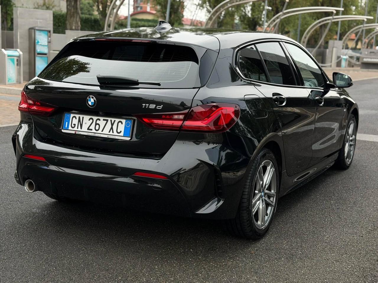 Bmw 116 116d 5p. Msport