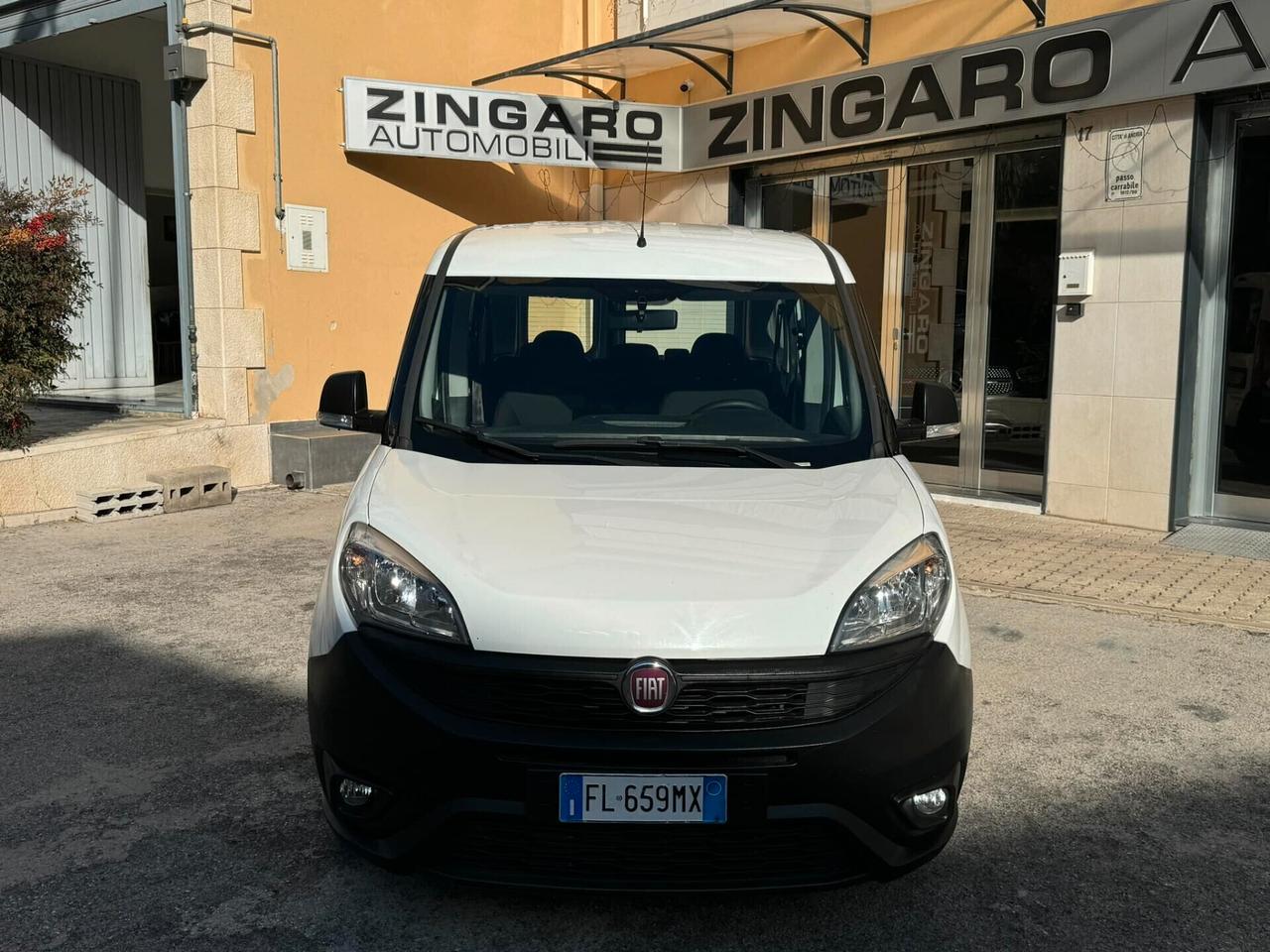 FIAT DOBLO CARGO N.1 1.3 MJ 95 CV. E6 FURGONE 5 POSTI 5 UNITA