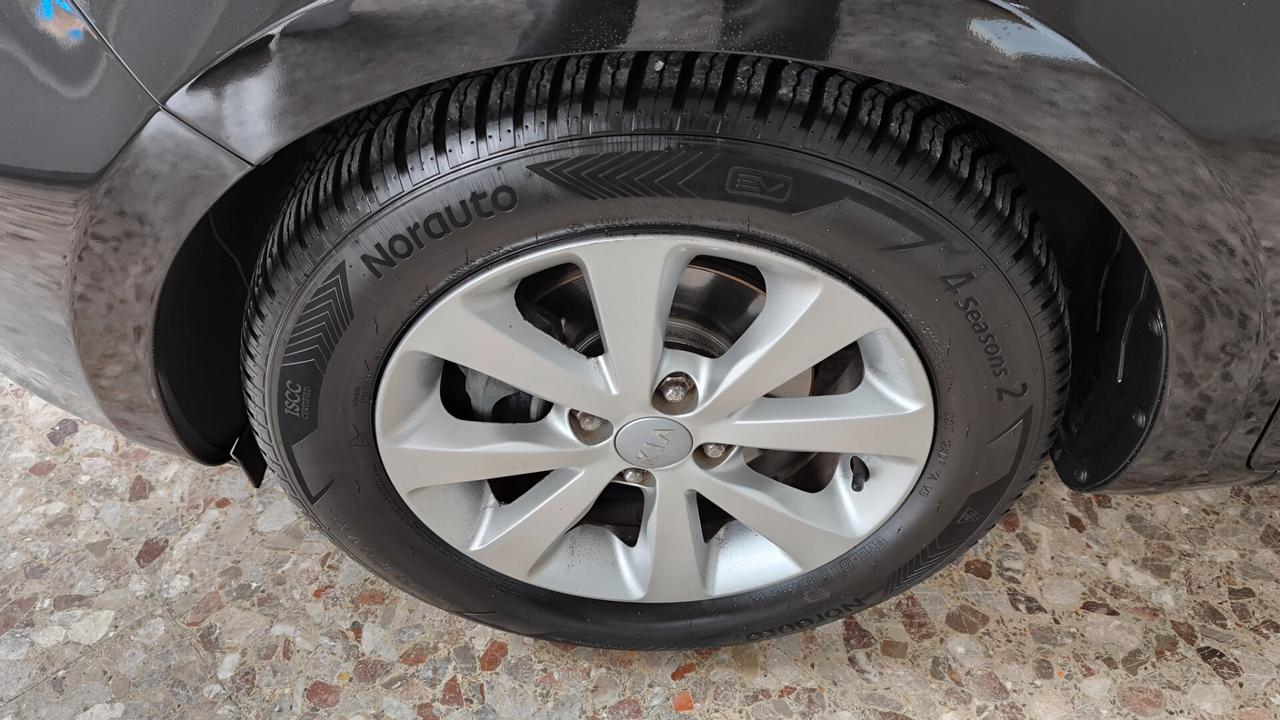 Kia Rio 1.2 CVVT 5p. Cool