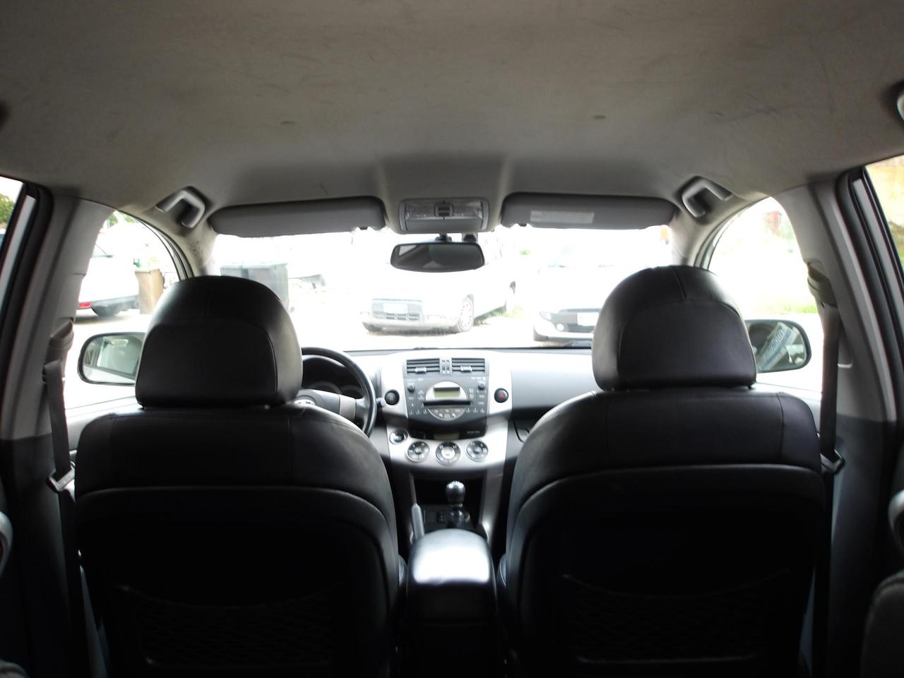 TOYOTA RAV 4 RAV4 2.2 D-4D EXCUTIVE 177 CV