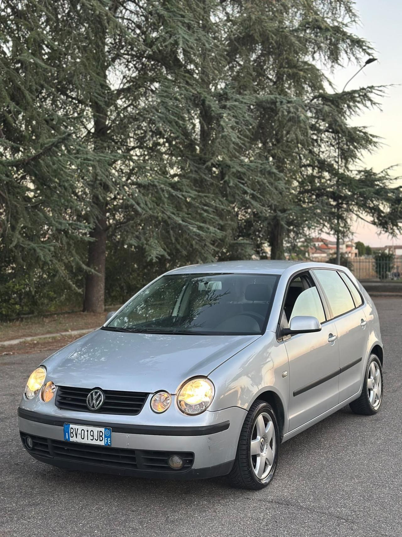Volkswagen Polo 1.4 16V 5p. Trendline