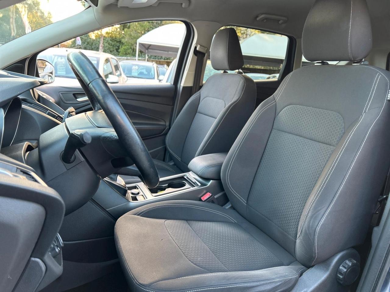 Ford Kuga 1.5 TDCI 120 CV S&S 2WD Business