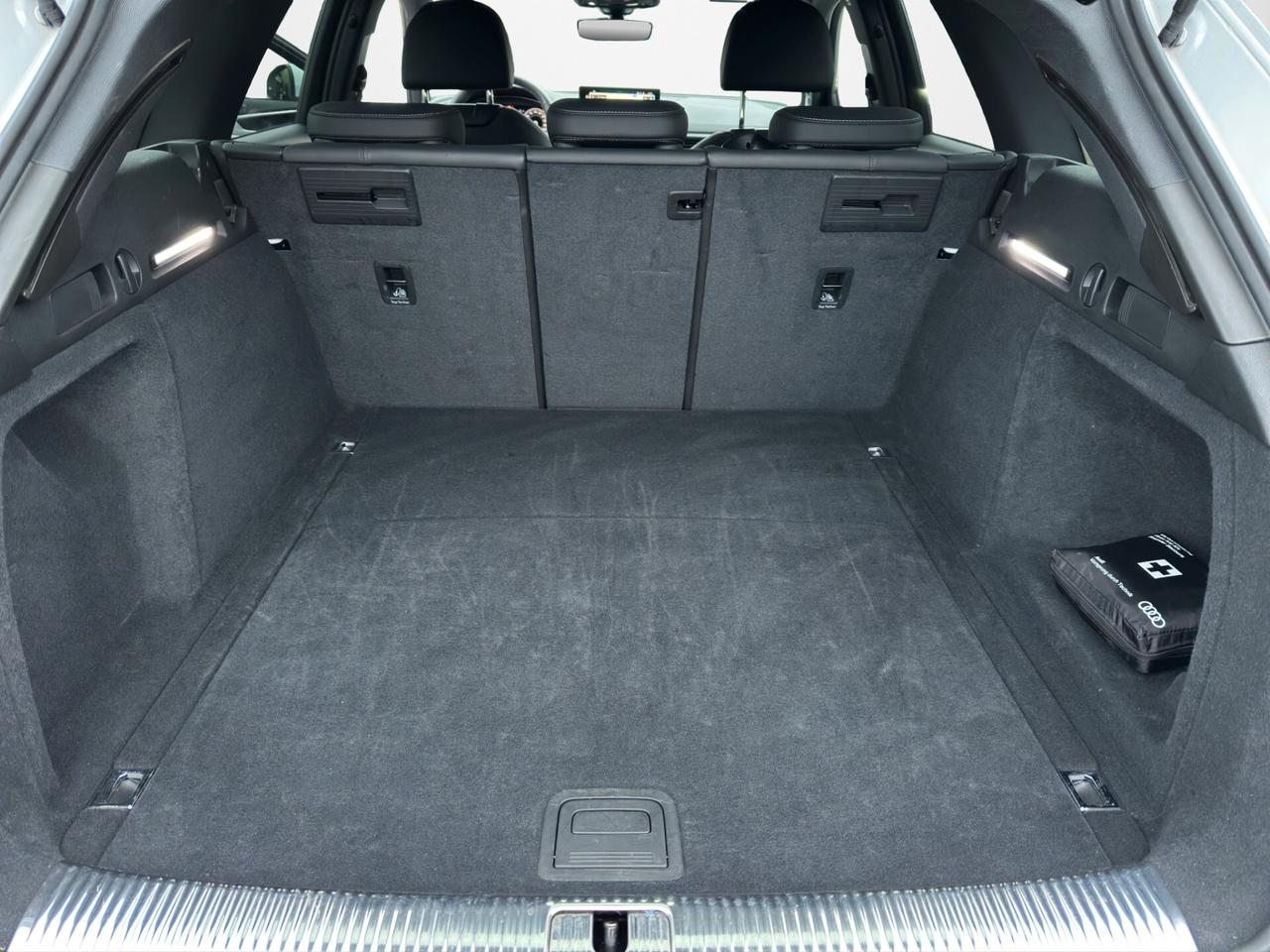 Audi A4 Avant 40 TDI quattro S tronic line edition