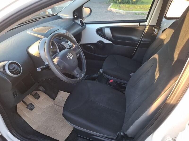 Toyota Aygo Aygo 1.0 12V VVT-i 5 porte Active Connect