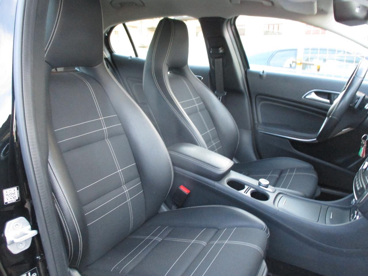 Mercedes-benz GLA 200 d Automatic PARI AL NUOVO