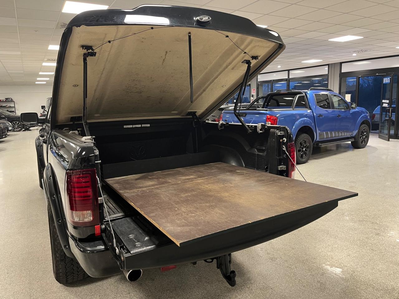 Dodge RAM 1500 R/T 5.7 V8 401cv -GPL 150L-