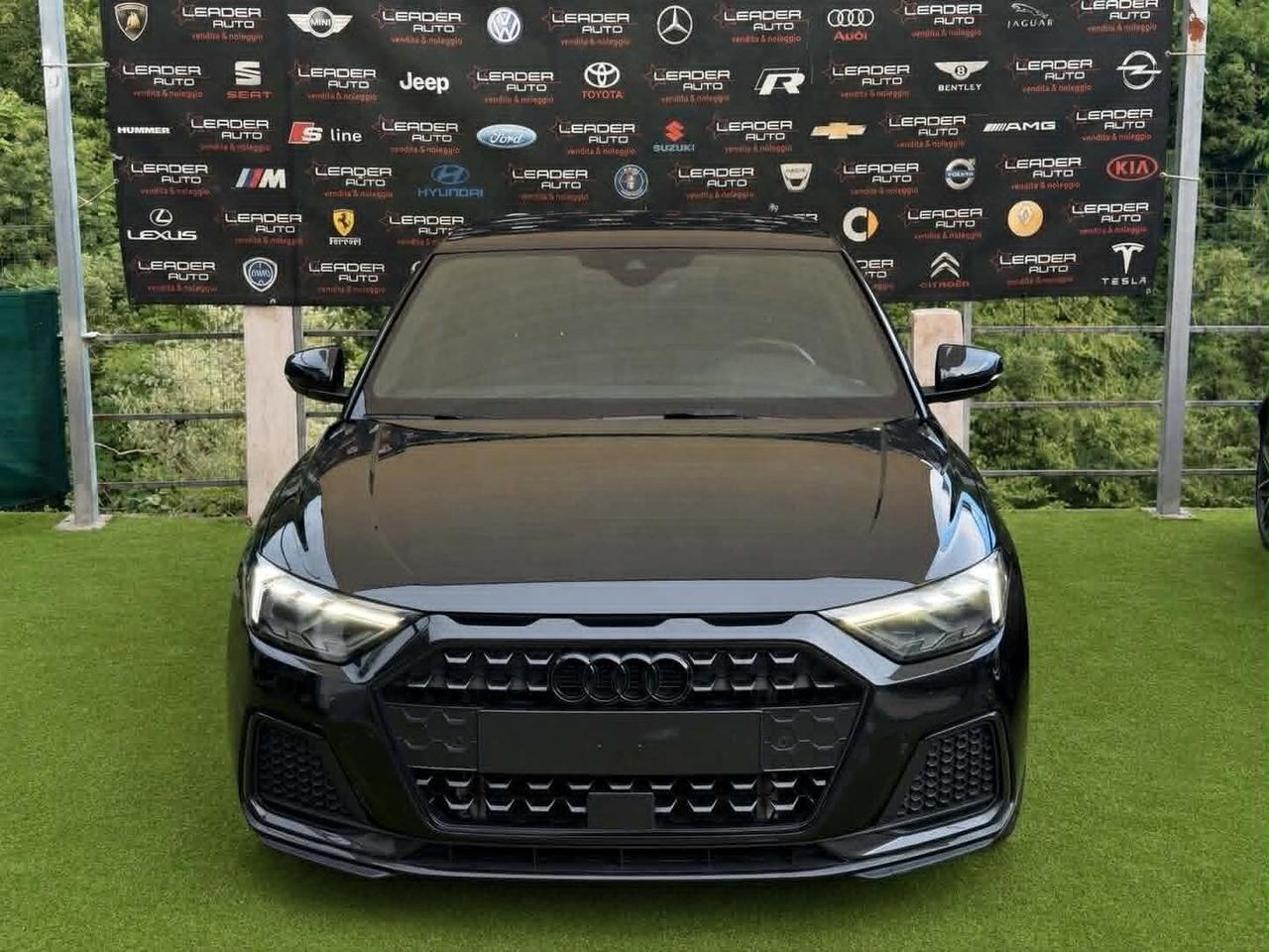 Audi A1 SPB 30 TFSI S-Line TOTAL BLACK FULL LED
