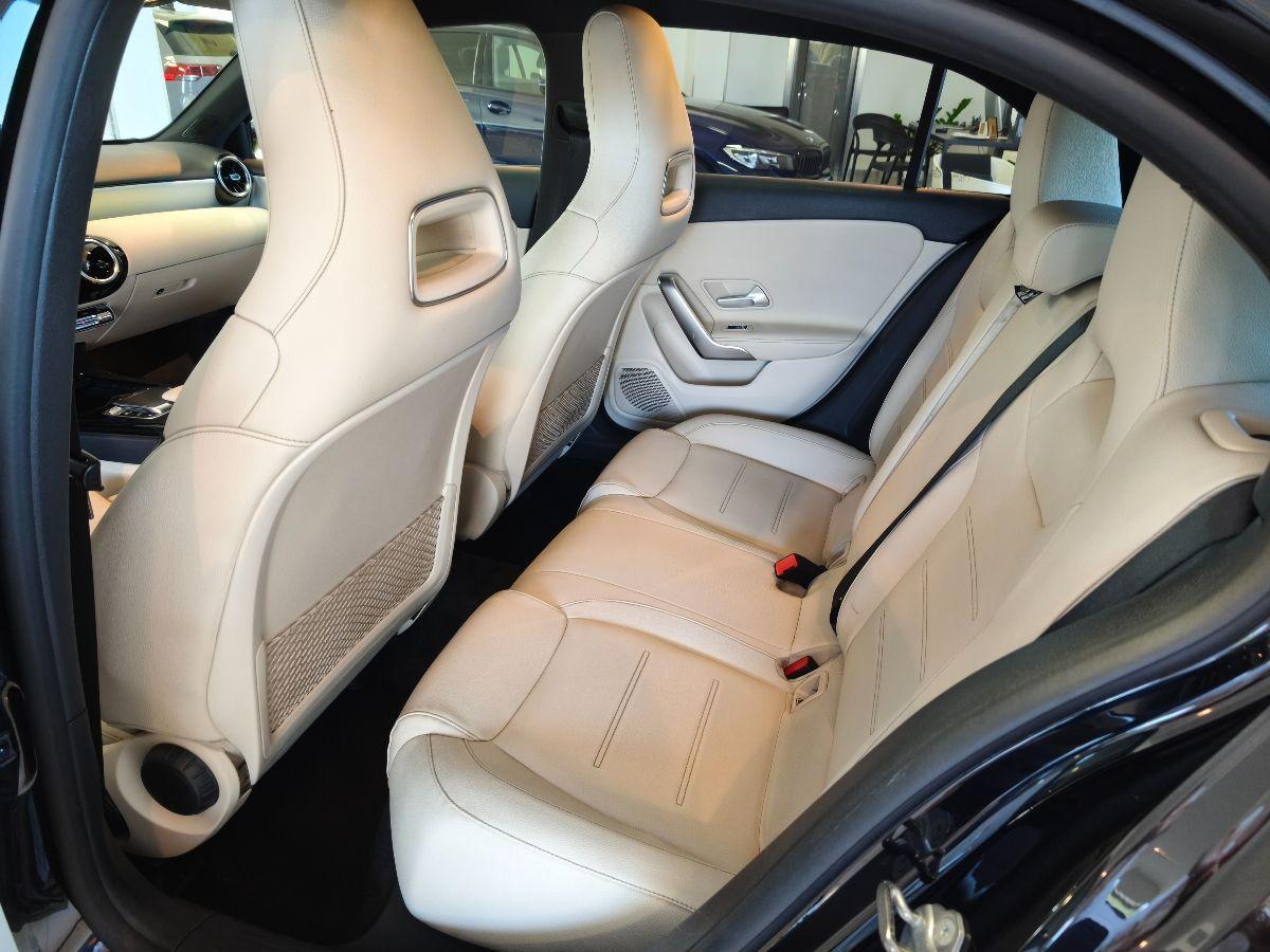 MERCEDES Classe A 180 d Auto Premium Pelle Led solo 96.000km