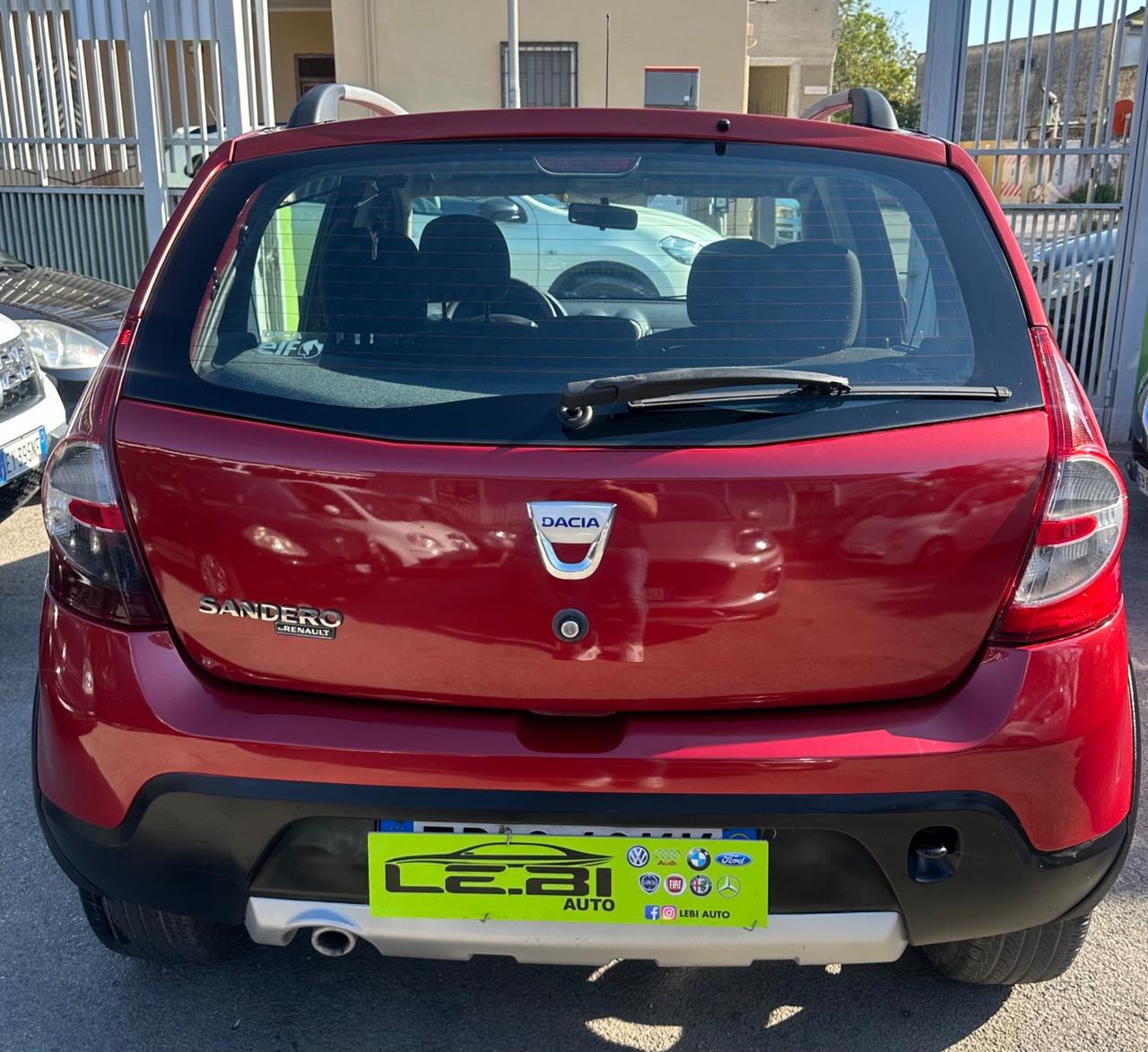 Dacia Sandero Stepway 2011 1.6 BENZ/GPL SCADENZA 2031