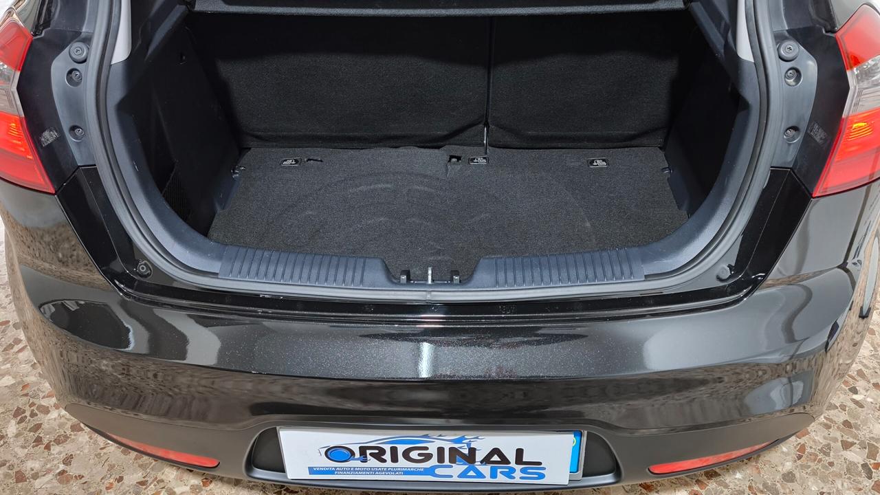 Kia Rio 1.2 CVVT 5p. Cool