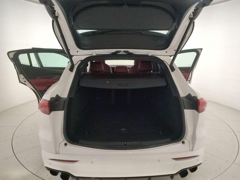 Maserati Grecale 2.0 mhev Modena 330cv auto