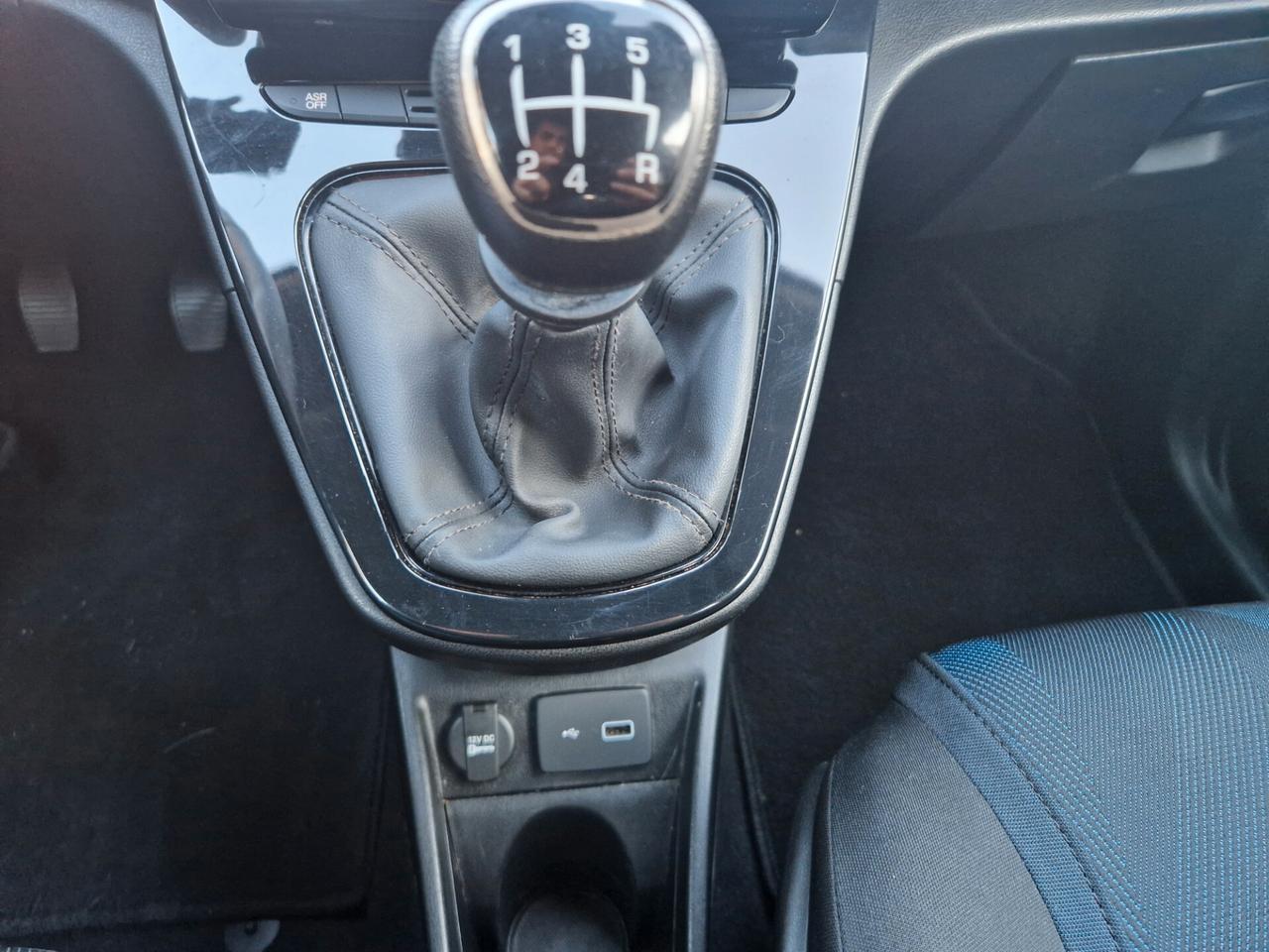 Lancia Ypsilon 1.2 70CV "64.100 km" Bluetooth, Sensori posteriori