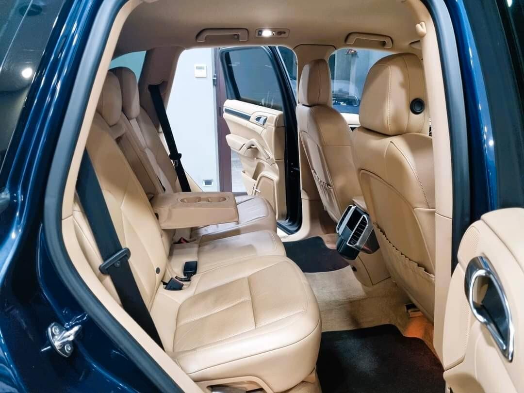 Porsche Cayenne 3.0 245cv