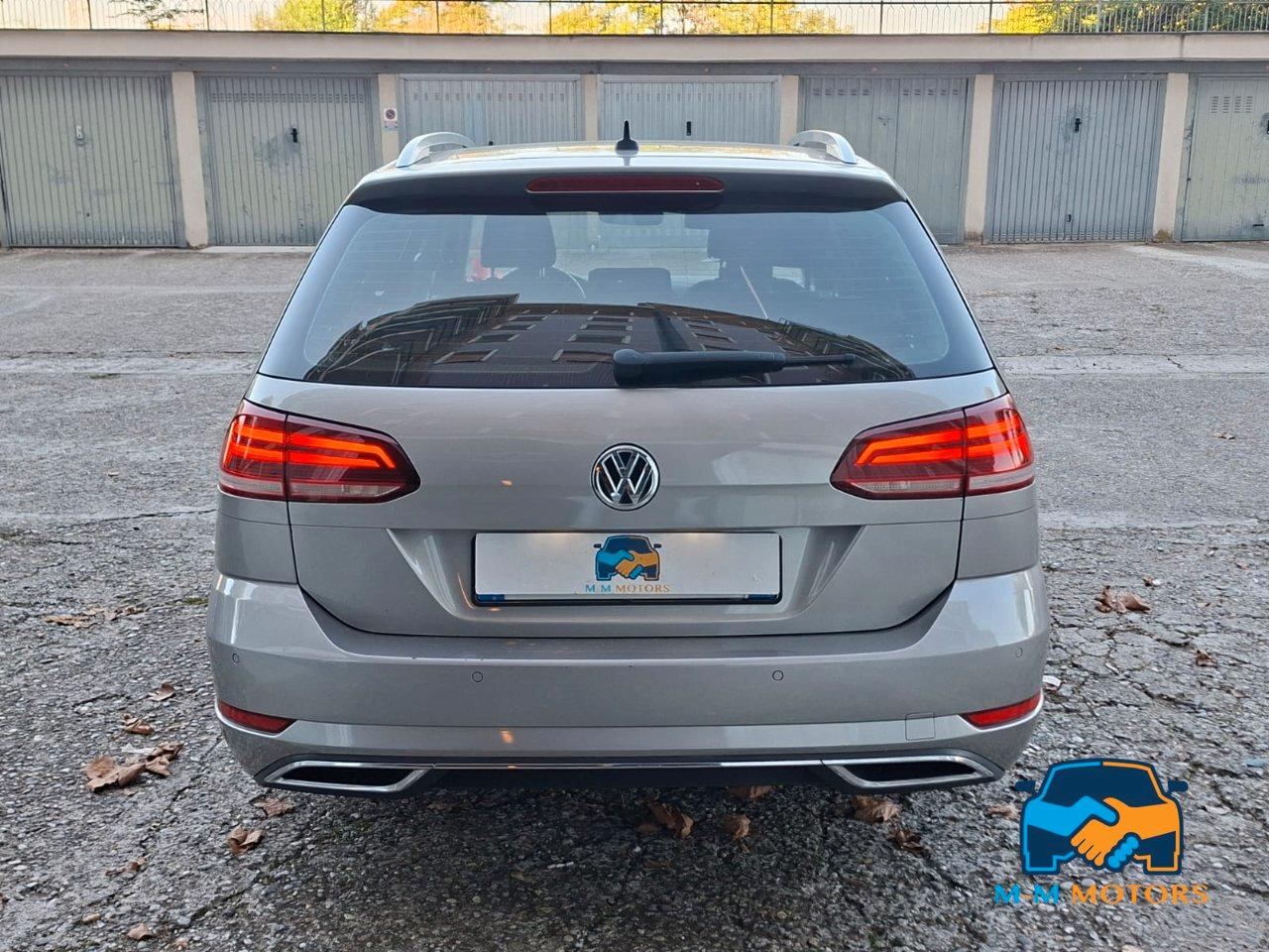 Volkswagen Golf Variant 1.6 tdi Business 115cv dsg