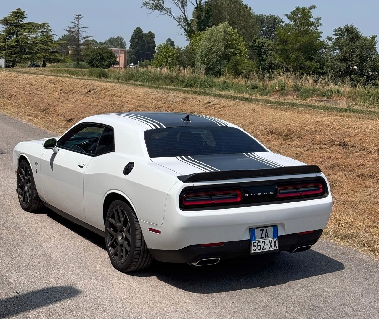 Dodge Challenger 392 SHAKER