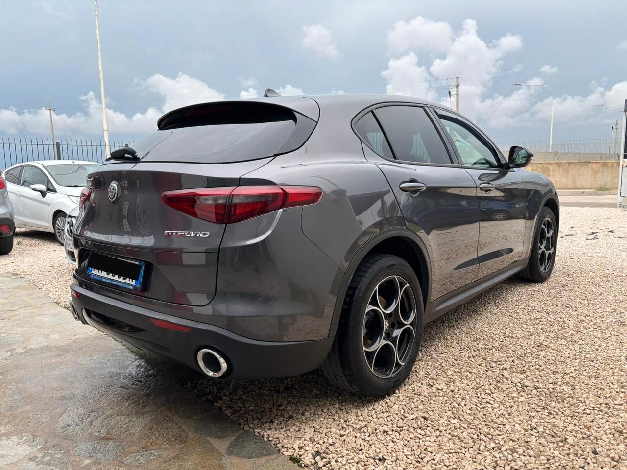 Alfa Romeo Stelvio 2.2 210 CV