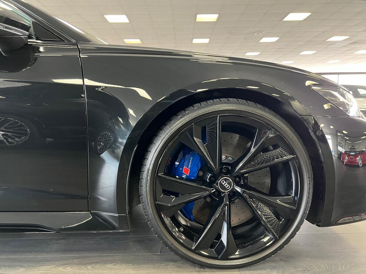 Audi RS6 RS 6 Avant 4.0 TFSI V8 quattro tiptronic