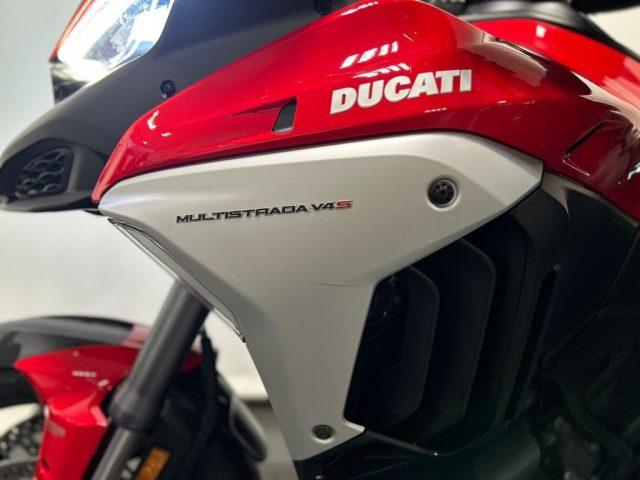 DUCATI Multistrada V4 S DUCATI MULTISTRADA V4S TRAVEL & RADAR-TRIS VALIGIE