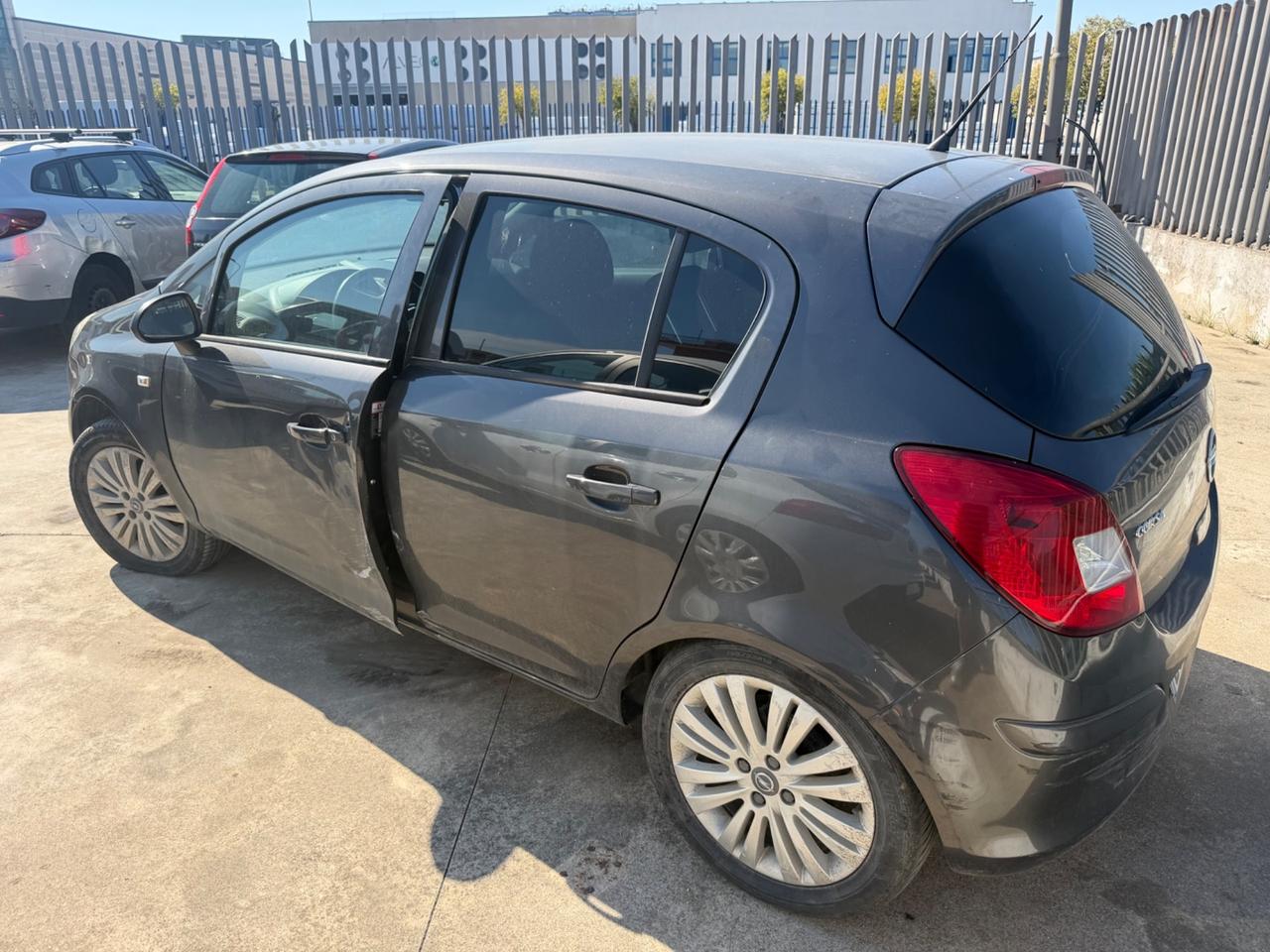 Opel Corsa 1.2 85CV 5 porte GPL-TECH Club
