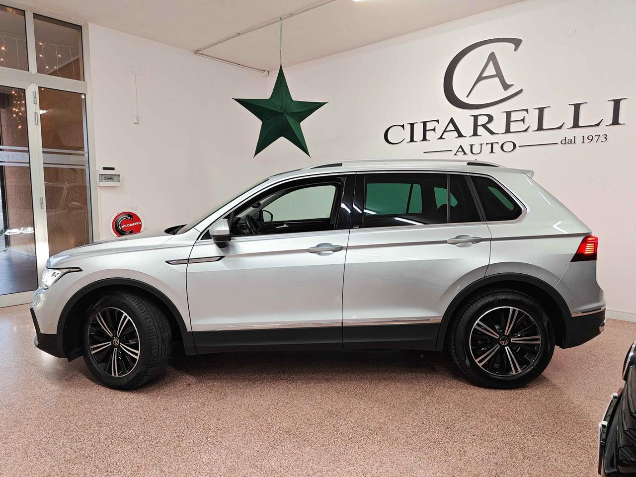 Volkswagen Tiguan 2.0 TDI 150 CV SCR DSG Elegance