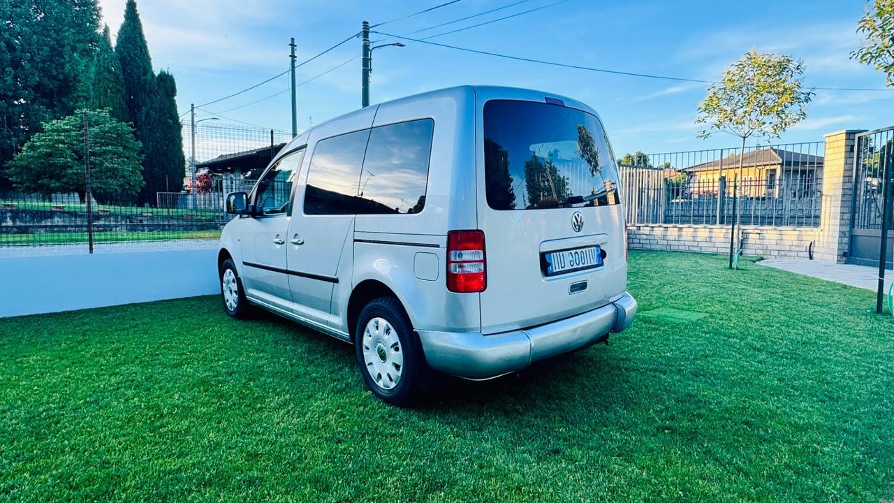 Volkswagen Caddy 1.6 TDI trasporto e guida Disabili