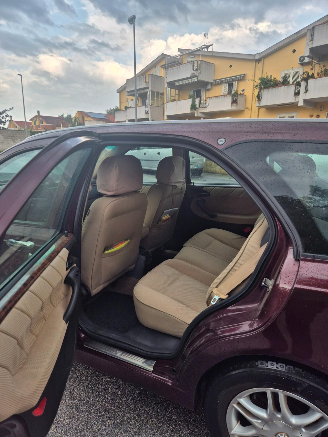 Lancia Lybra 1.9 JTD cat Station Wagon LX