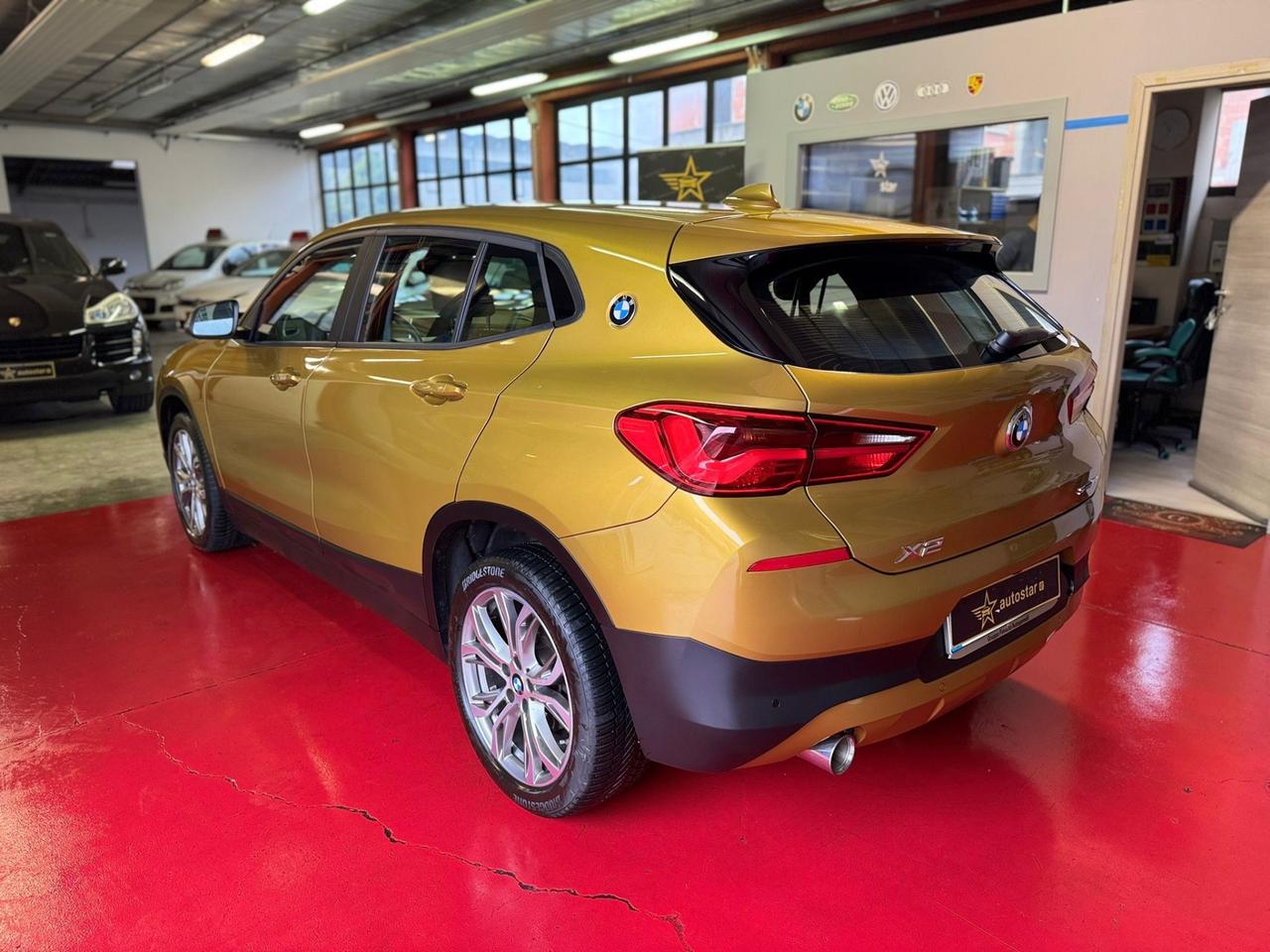 Bmw X2 sDrive18i Business-X