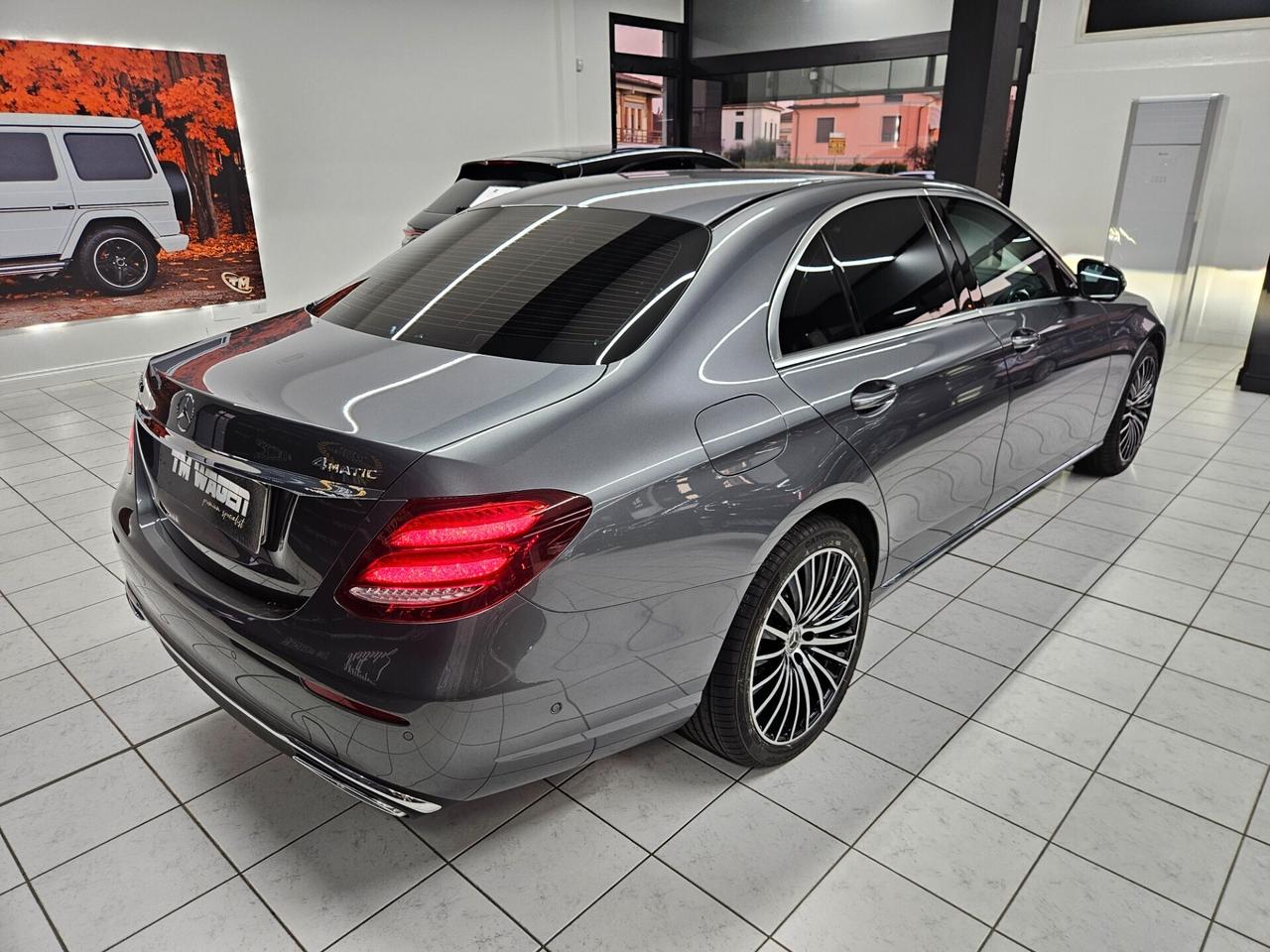 Mercedes-Benz E 220 d Sport 4matic auto