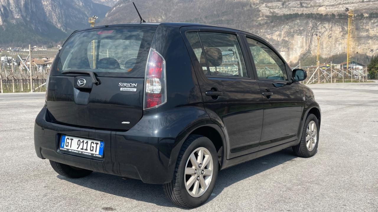 DAIHATSU SIRION 1.3 BENZINA 5 PORTE 4X4 - 2011