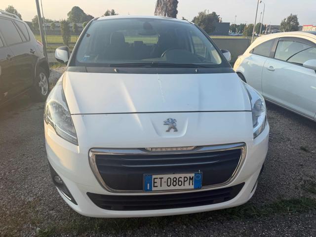 PEUGEOT 5008 7posti 1.6 HDi 115CV Access senza lavoro da fare