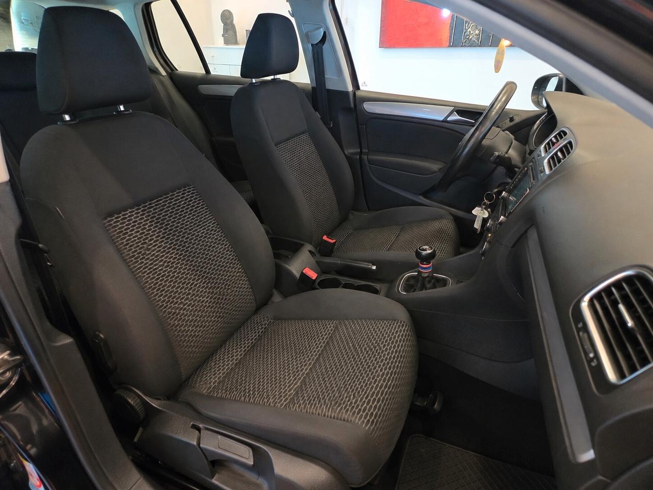 VOLKSWAGEN GOLF 6 1.6 TDI 105 CV – FULL OPTIONAL – DISTRIBUZIONE E FRIZIONE FATTE – € 5.990