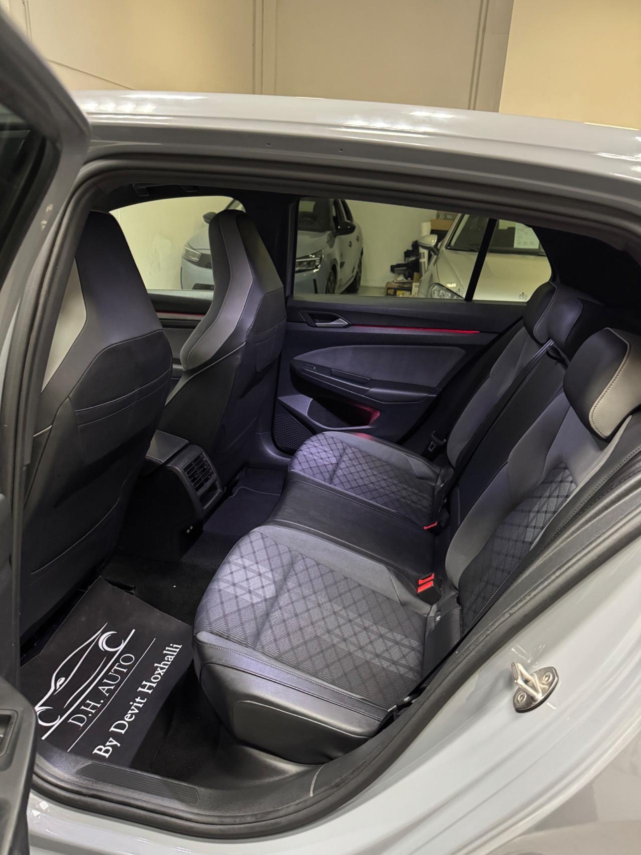 Volkswagen Golf 1.5 TSI EVO ACT R-Line