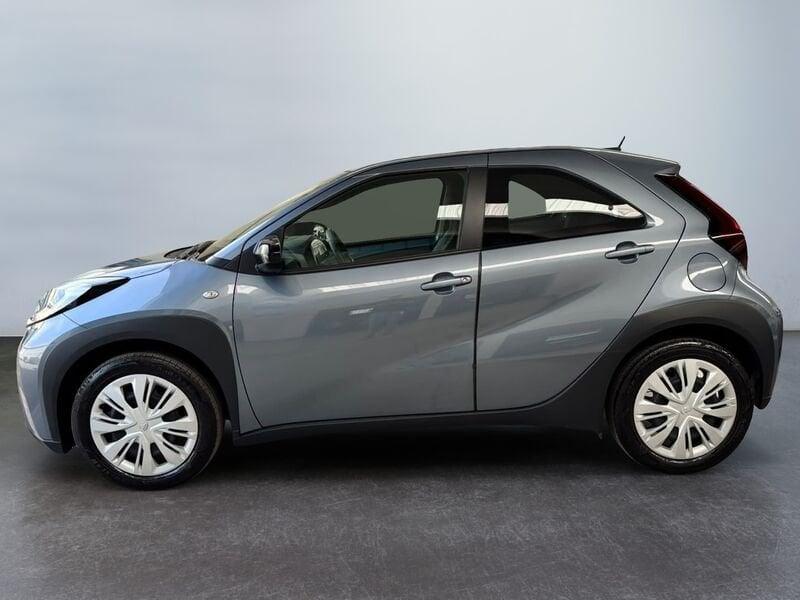 Toyota Aygo X 1.0B (72 CV) Active S-CVT