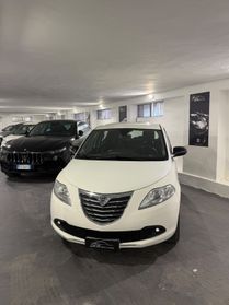 Lancia Ypsilon 0.9 TwinAir 85 CV 5 porte Metano Ecochic Elle