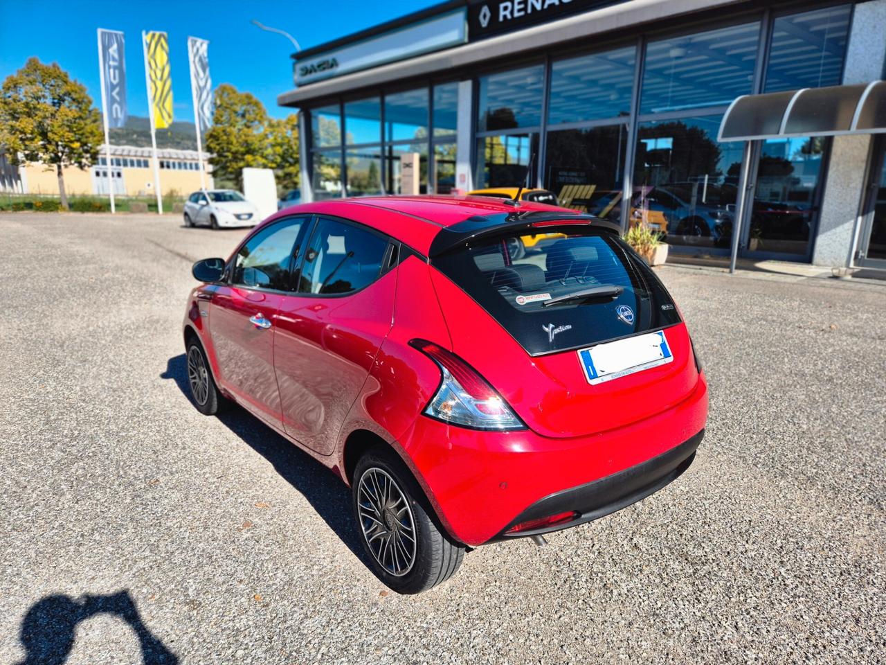 Lancia Ypsilon 1.0 FireFly 5 porte S&S Hybrid Silver